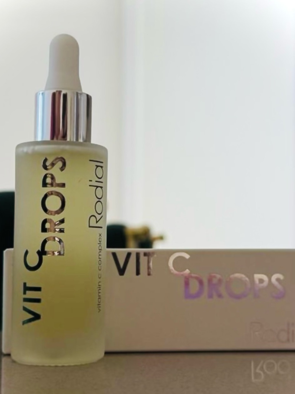 Rodial Vit C Drops 6% Vitamin C Facial Complex Serum